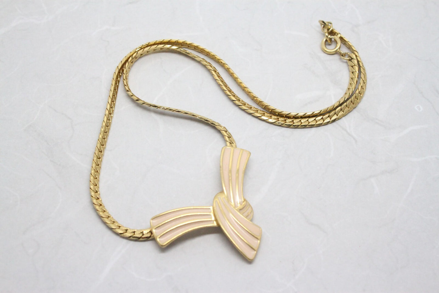 Vintage Signed Trifari Modernist Gold Plated Enamel Collar Necklace