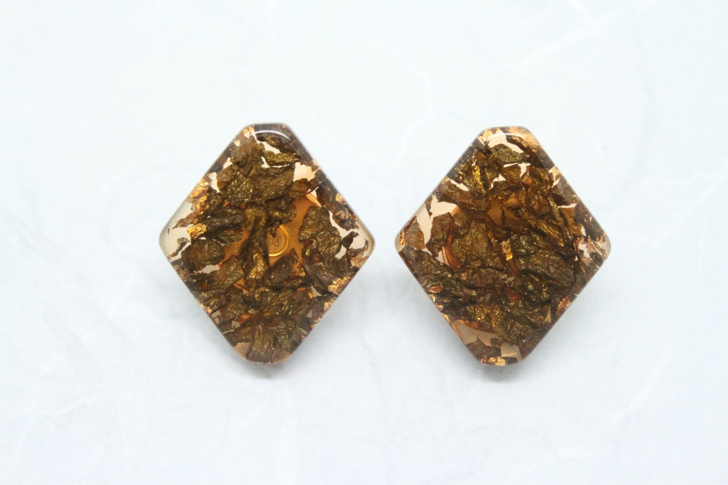 Vintage Transparent Lucite Bronze Flakes Cabochon Clip On Earrings