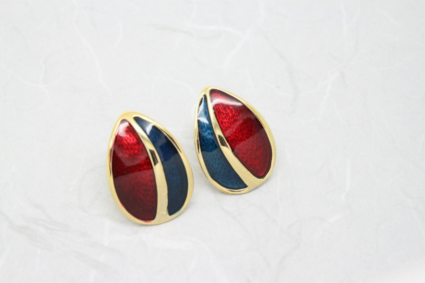 Stunning Vintage 1980s Red Blue Enamel Gold Plated Earrings