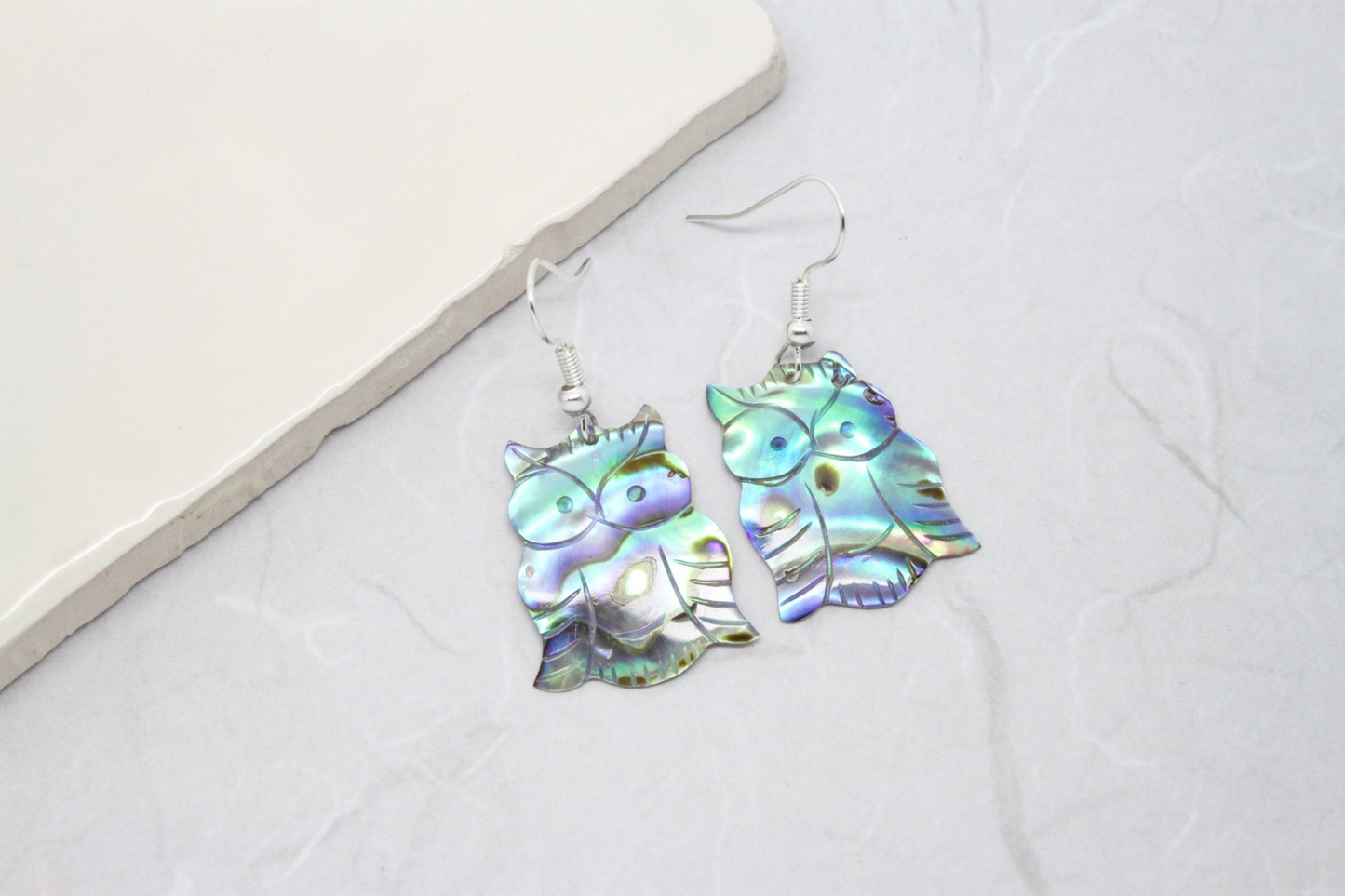 Beautiful Vintage Real Abalone Shell Owl Bird Dangle Earrings
