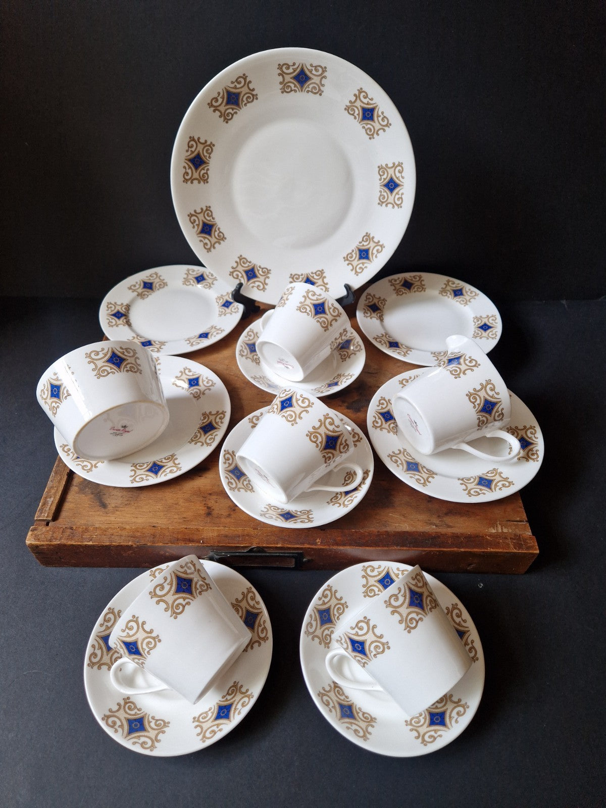 Vintage Crown Royal Blue Diamonds Tea Cups x 4 Trios Tea Set Milk Jug Sugar Bowl