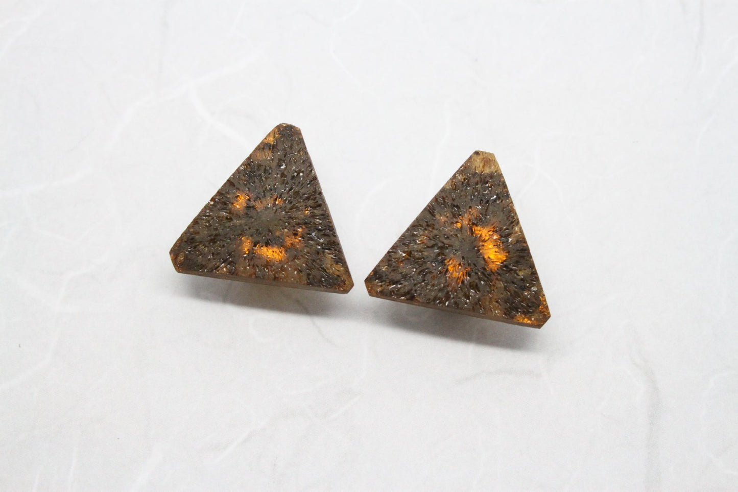 Stunning Vintage Brown Rough Lava Stone Lucite Clip On Earrings