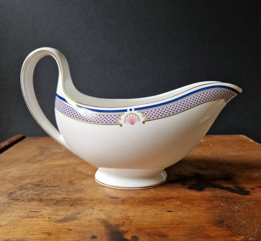Vintage Wedgwood Waverley Design Large Gravy Boat / Sauce Boat