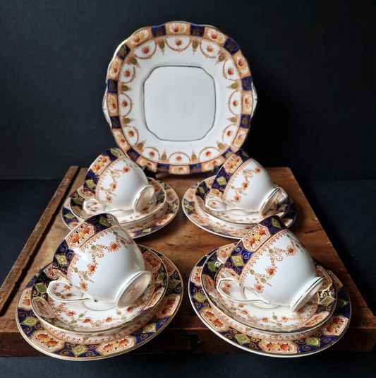 Beautiful Vintage Salisbury English x 4 Tea Cup Trio & Sandwich Plate Set