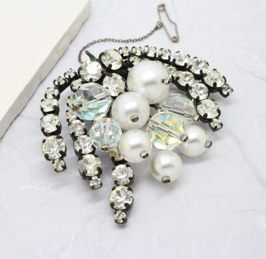 Vintage 1950s Rhinestone Crystal Bead Pearl Japanned Brooch