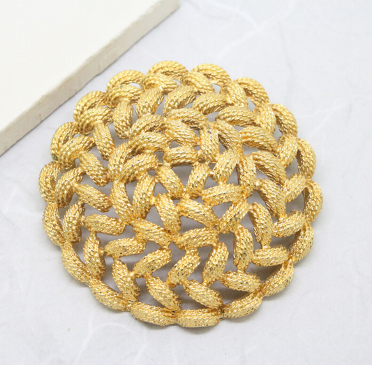Stunning Vintage Signed Monet Basketweave Gold Brooch